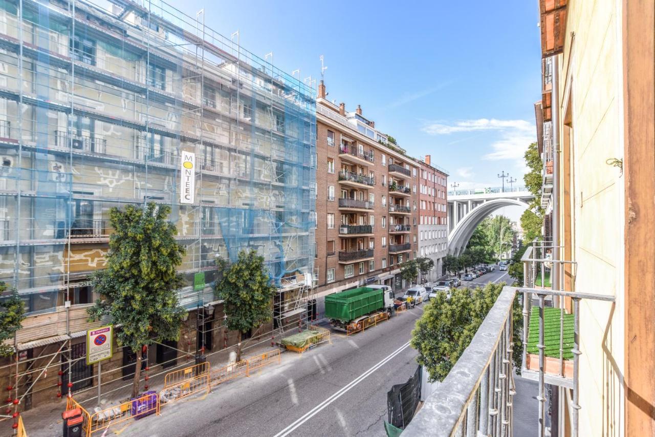 Apartamento Puente De Segovia Apartment Madrid Exterior photo