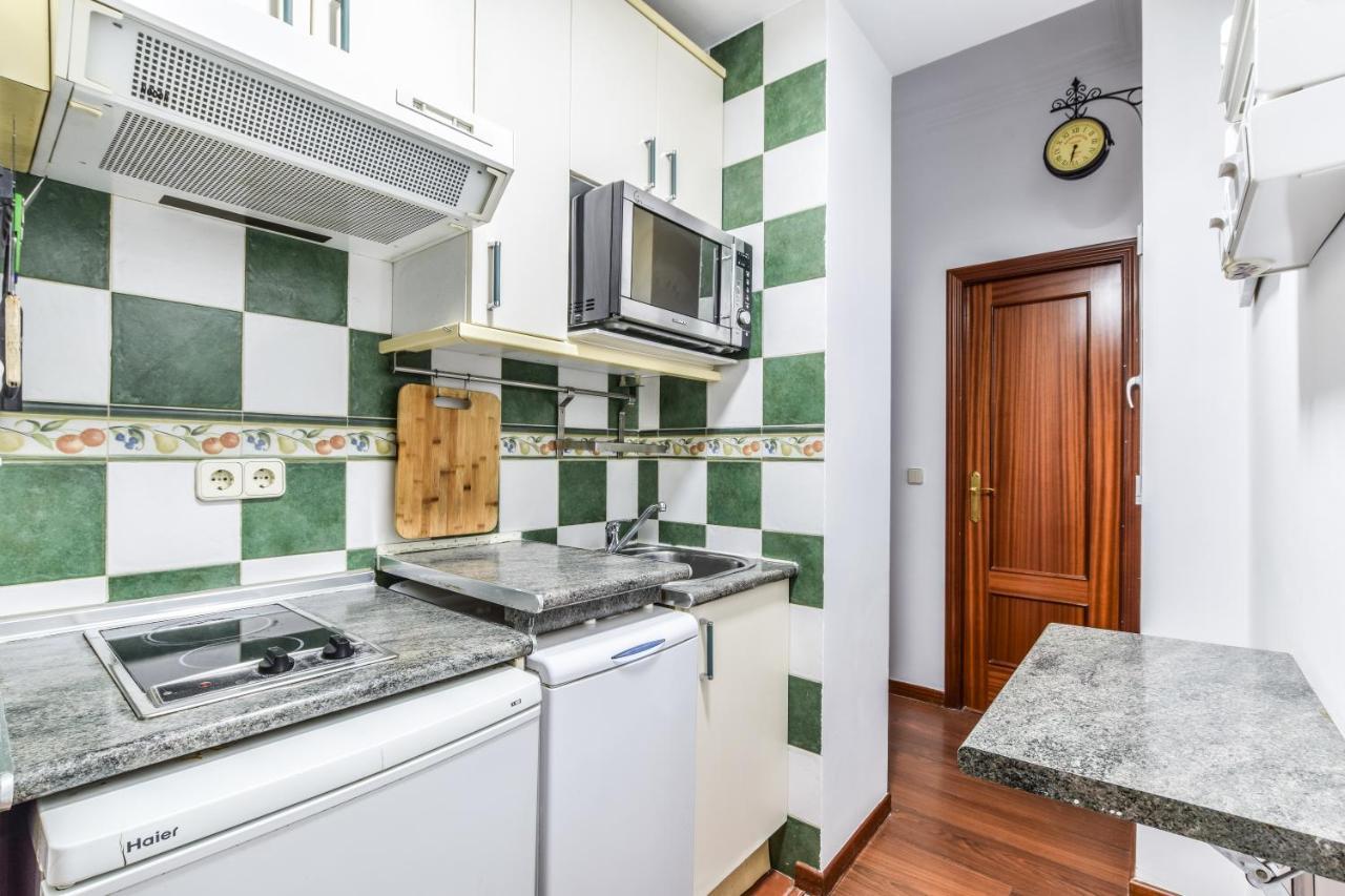 Apartamento Puente De Segovia Apartment Madrid Exterior photo